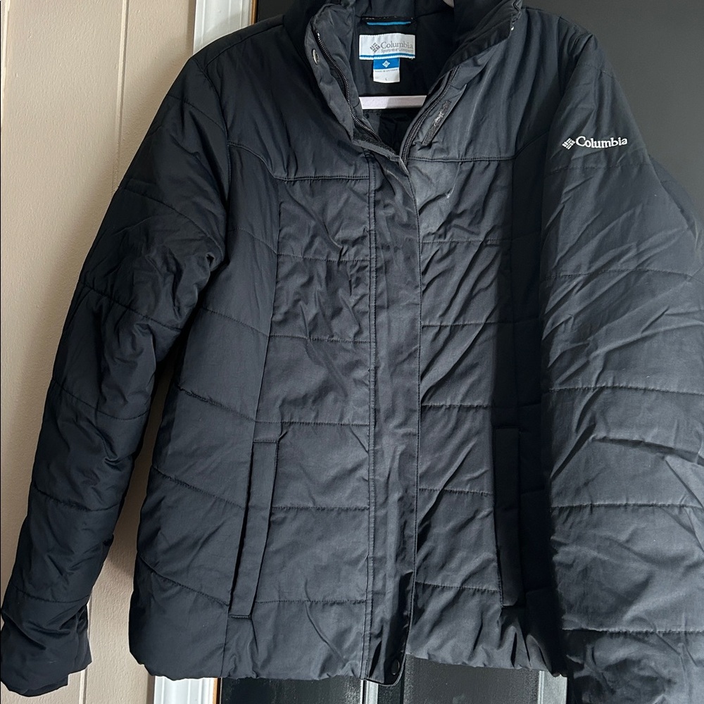 Columbia Black Insulated Puffer Coat Omni Shield, 
Size L